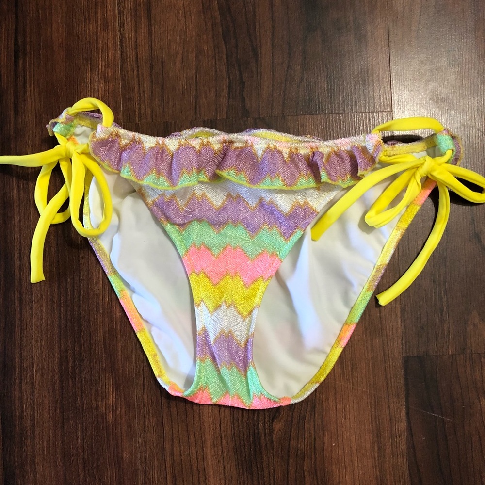 SALE Multi color ruffled bikini bottom